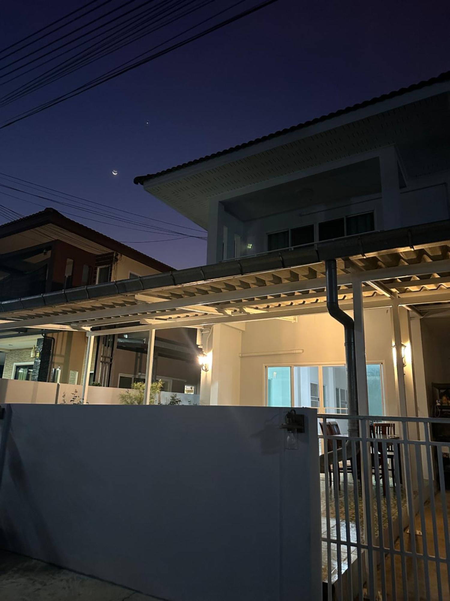 White Haven - Homestay For Ladies, Couple, Family Chanthaburi Eksteriør billede